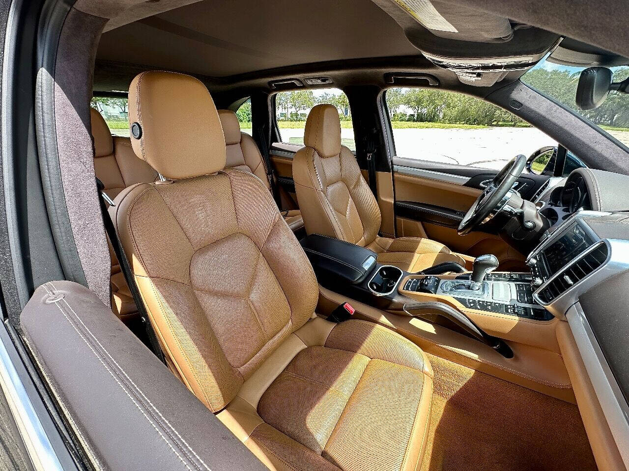 2017 Porsche Cayenne 11