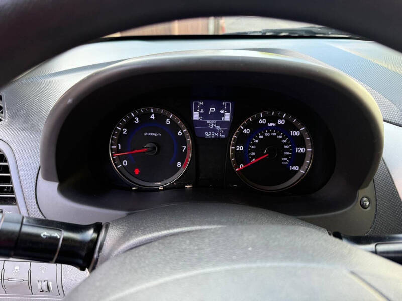 2015 Hyundai Accent GLS