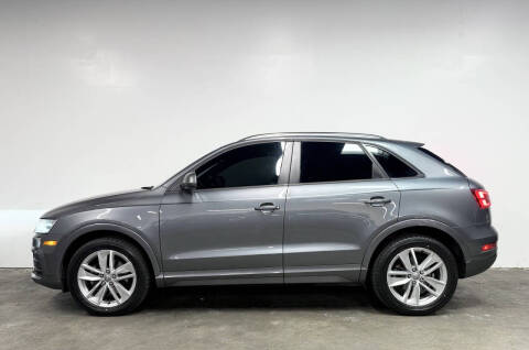 2017 Audi Q3 2.0T quattro Premium