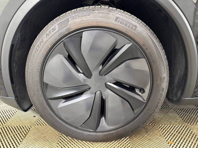 2026 Tesla Model Y Long Range