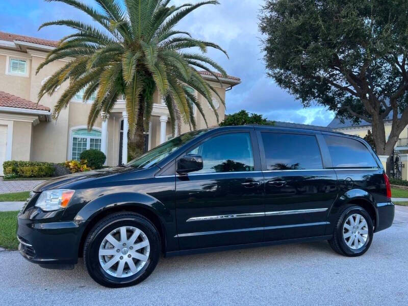 2015 Chrysler Town and Country for sale at B2 AUTO SALES in Pompano Beach, FL