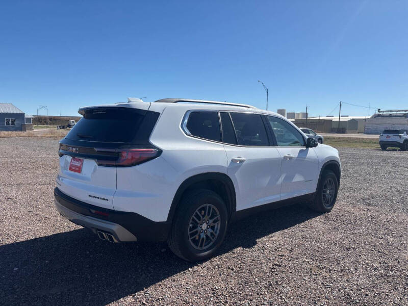 2025 GMC Acadia Elevation