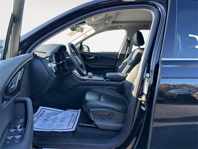 2023 Audi Q7 quattro Premium Plus 55 TFSI