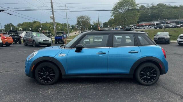 2017 MINI Hardtop 4 Door for sale at Backroads Motorsports in Alexandria, KY