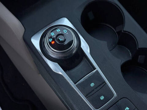 2020 Ford Escape Hybrid Titanium