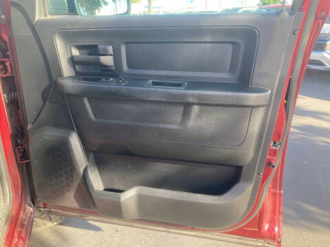 2017 RAM 1500 Express