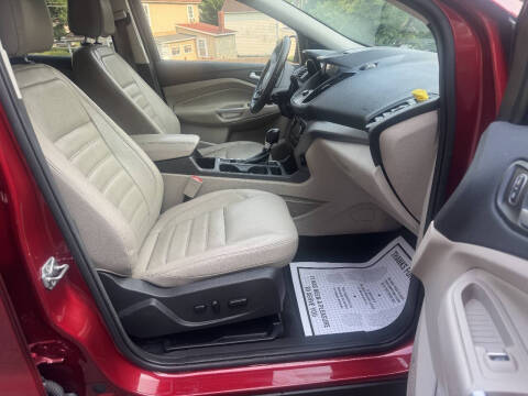 2017 Ford Escape SE