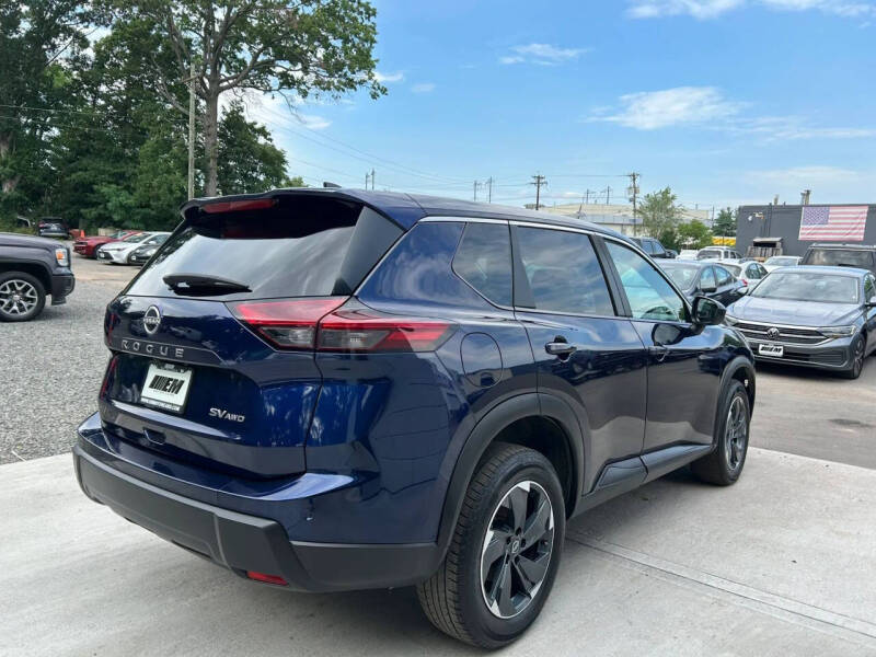 2024 Nissan Rogue SV