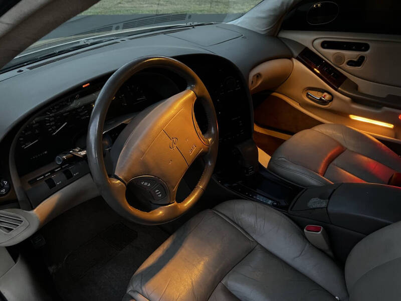 1999 Oldsmobile Aurora