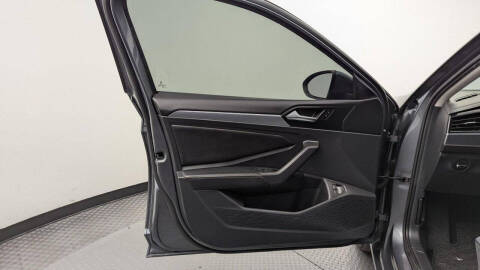 2022 Volkswagen Jetta SE