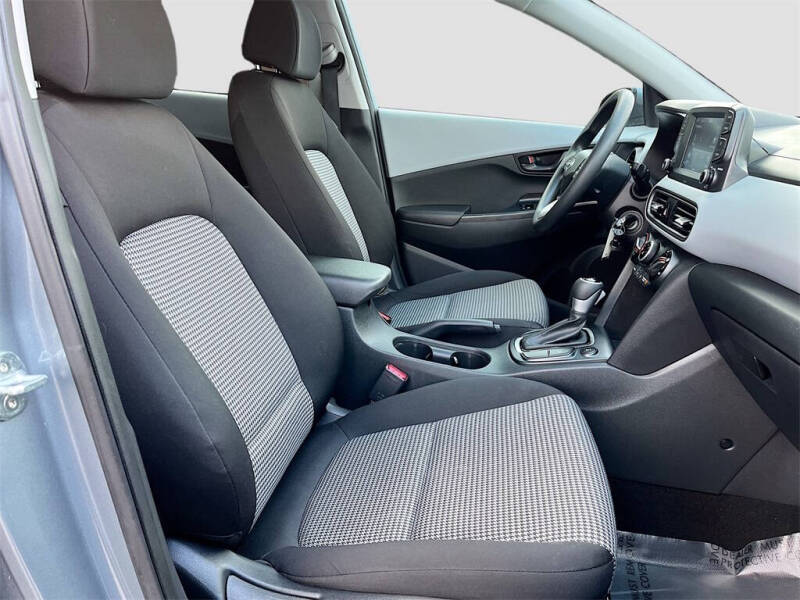 2021 Hyundai Kona SE