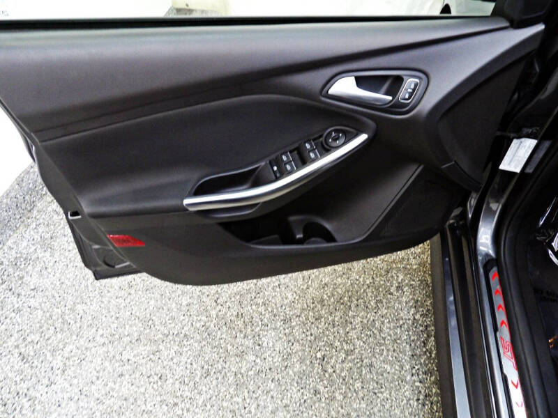2018 Ford Focus ST