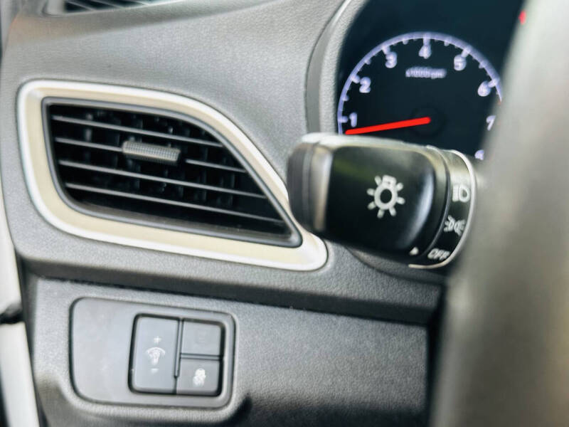 2019 Hyundai Accent SE