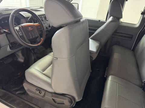 2011 Ford F-350 Super Duty XL