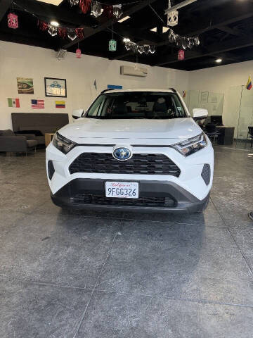 2023 Toyota RAV4 Hybrid XLE