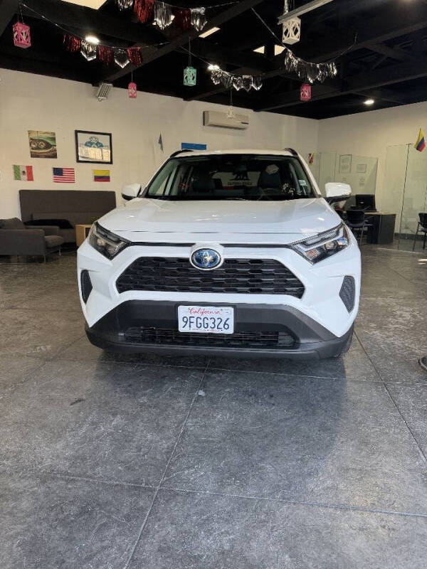 2023 Toyota RAV4 Hybrid XLE