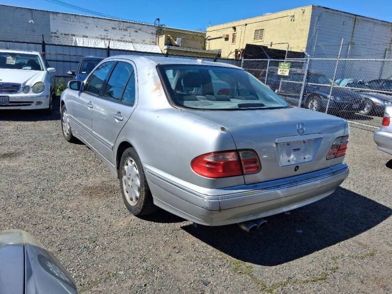 2000 Mercedes-Benz E-Class E 320