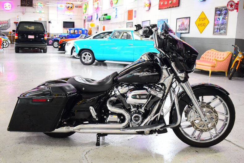 2017 Harley-Davidson Street Glide