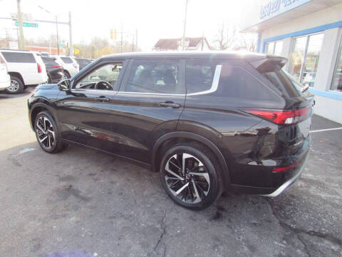 2022 Mitsubishi Outlander SE Launch Edition