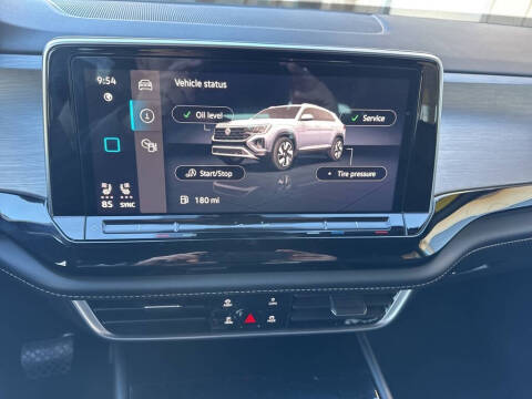 2024 Volkswagen Atlas Cross Sport SE