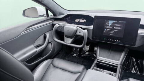2022 Tesla Model S Plaid
