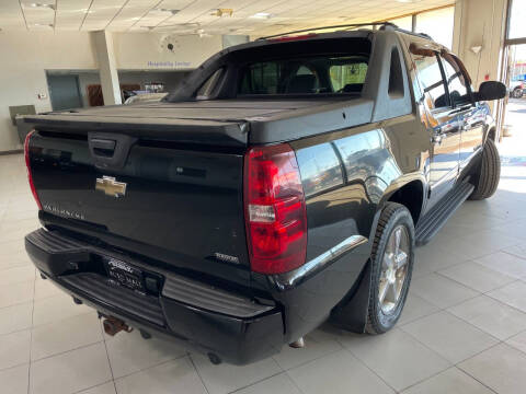 2011 Chevrolet Avalanche LTZ