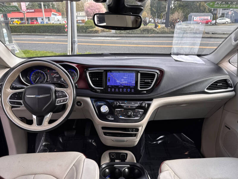 2017 Chrysler Pacifica Limited