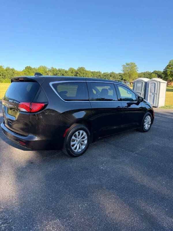 2017 Chrysler Pacifica Touring