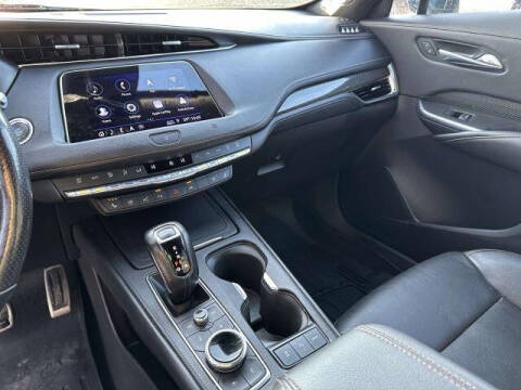 2019 Cadillac XT4 Sport