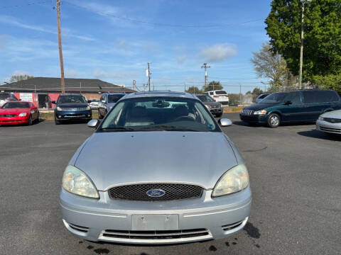 2004 Ford Taurus SES