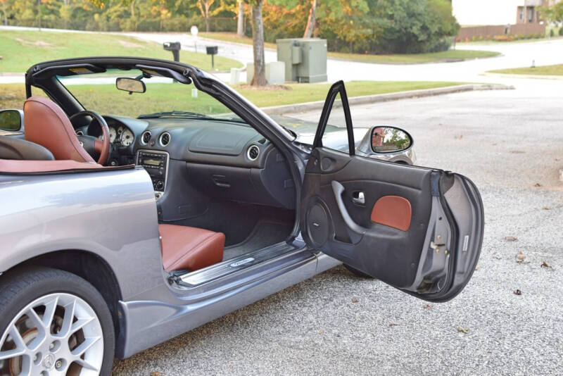 2002 Mazda Miata SE photo 48