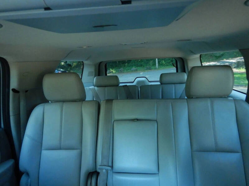 2012 Chevrolet Suburban LT