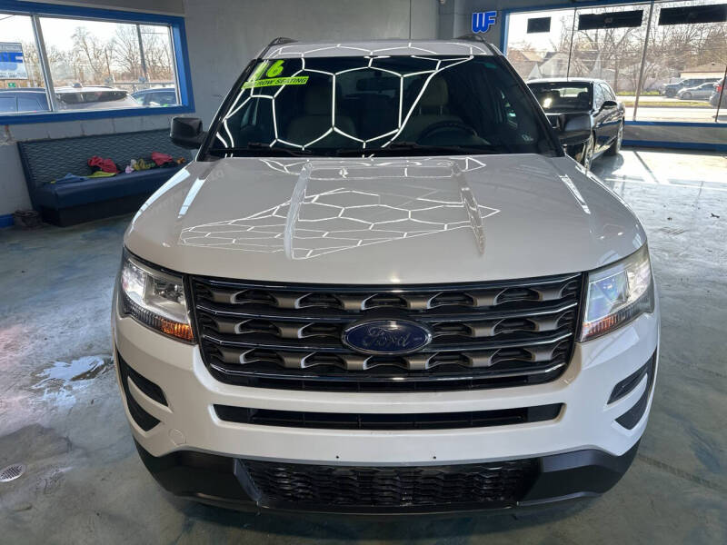 2016 Ford Explorer
