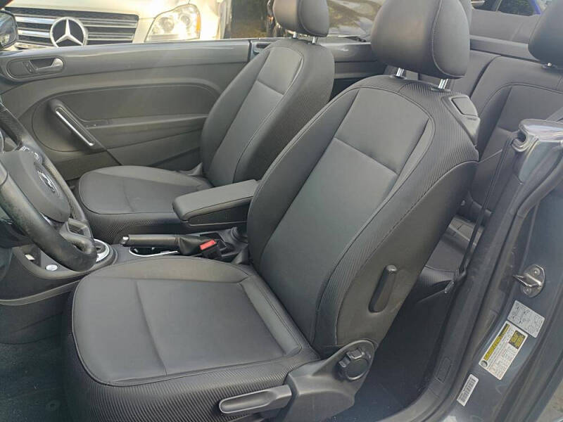 2013 Volkswagen Beetle Convertible