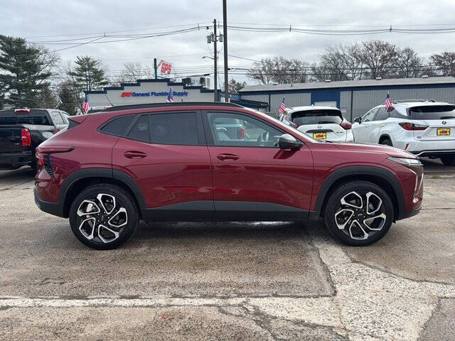 2025 Chevrolet Trax RS