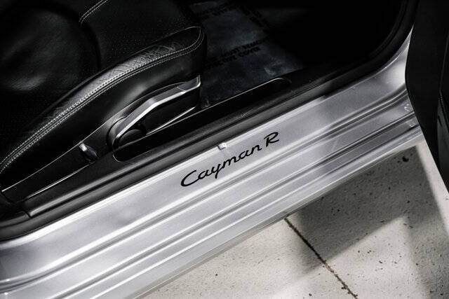 2012 Porsche Cayman R