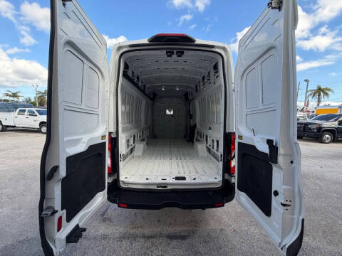 2023 Ford Transit 250