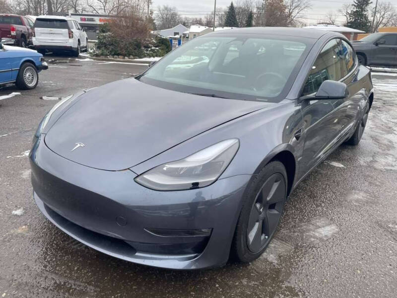 2023 Tesla Model 3 Base's photo