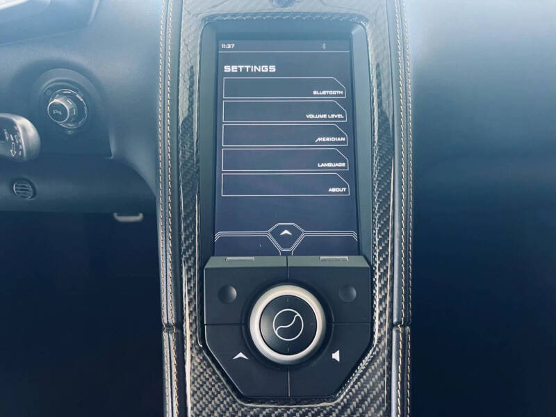 2012 McLaren MP4-12C