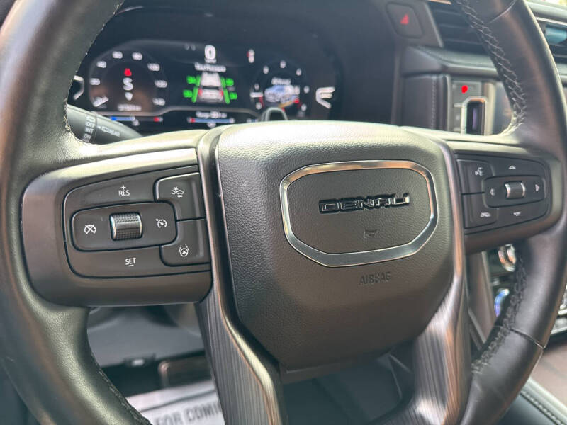 2023 GMC Yukon XL Denali Ultimate