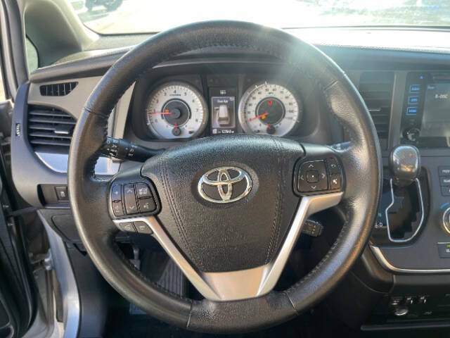 2015 Toyota Sienna
