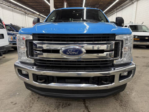 2017 Ford F-350 Super Duty XLT