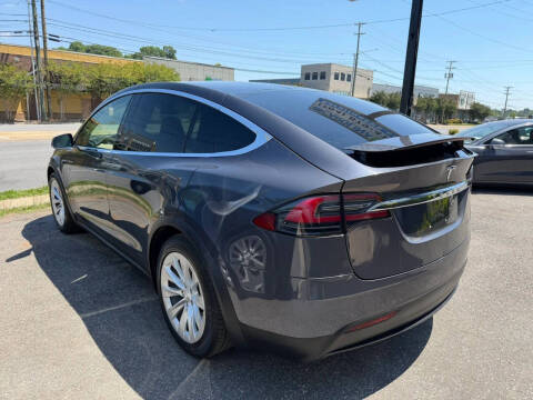 2019 Tesla Model X Standard Range