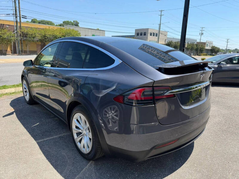 2019 Tesla Model X Standard Range