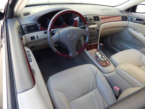 2004 Lexus ES 330