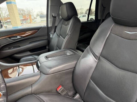 2019 Cadillac Escalade Luxury