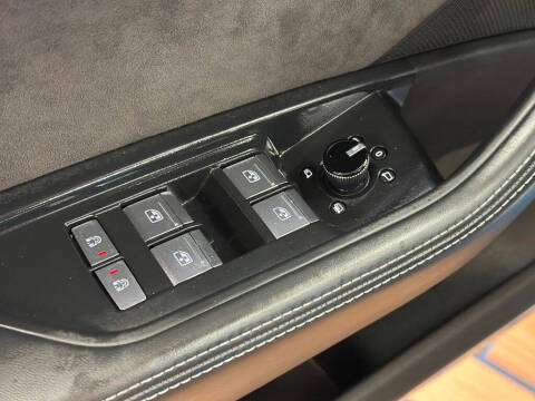 2019 Audi e-tron quattro Prestige