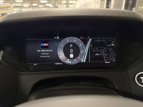 2024 Land Rover Range Rover Velar P250 Dynamic SE