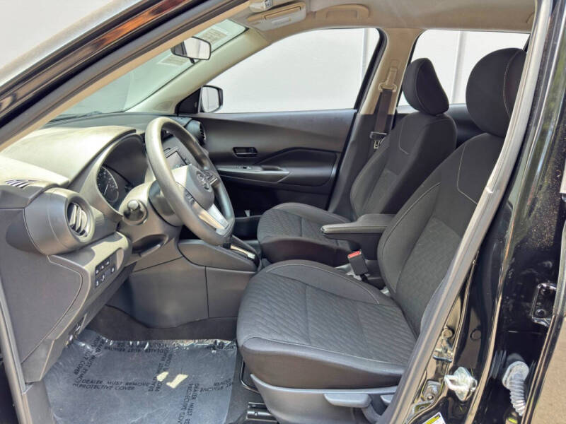 2021 Nissan Kicks S
