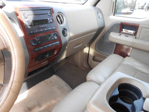 2005 Ford F-150 Lariat